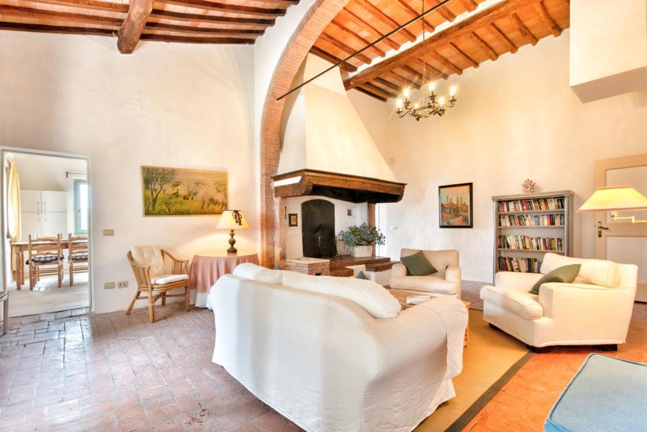 Appartamenti Villa La Fonte Сан Джиминяно Екстериор снимка