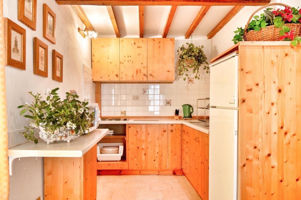 Appartamenti Villa La Fonte Сан Джиминяно Екстериор снимка