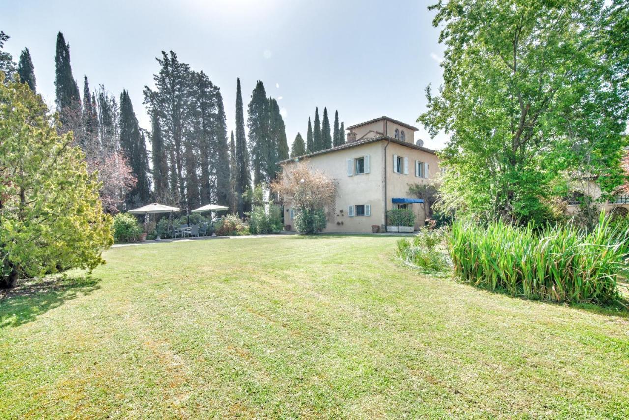 Appartamenti Villa La Fonte Сан Джиминяно Екстериор снимка